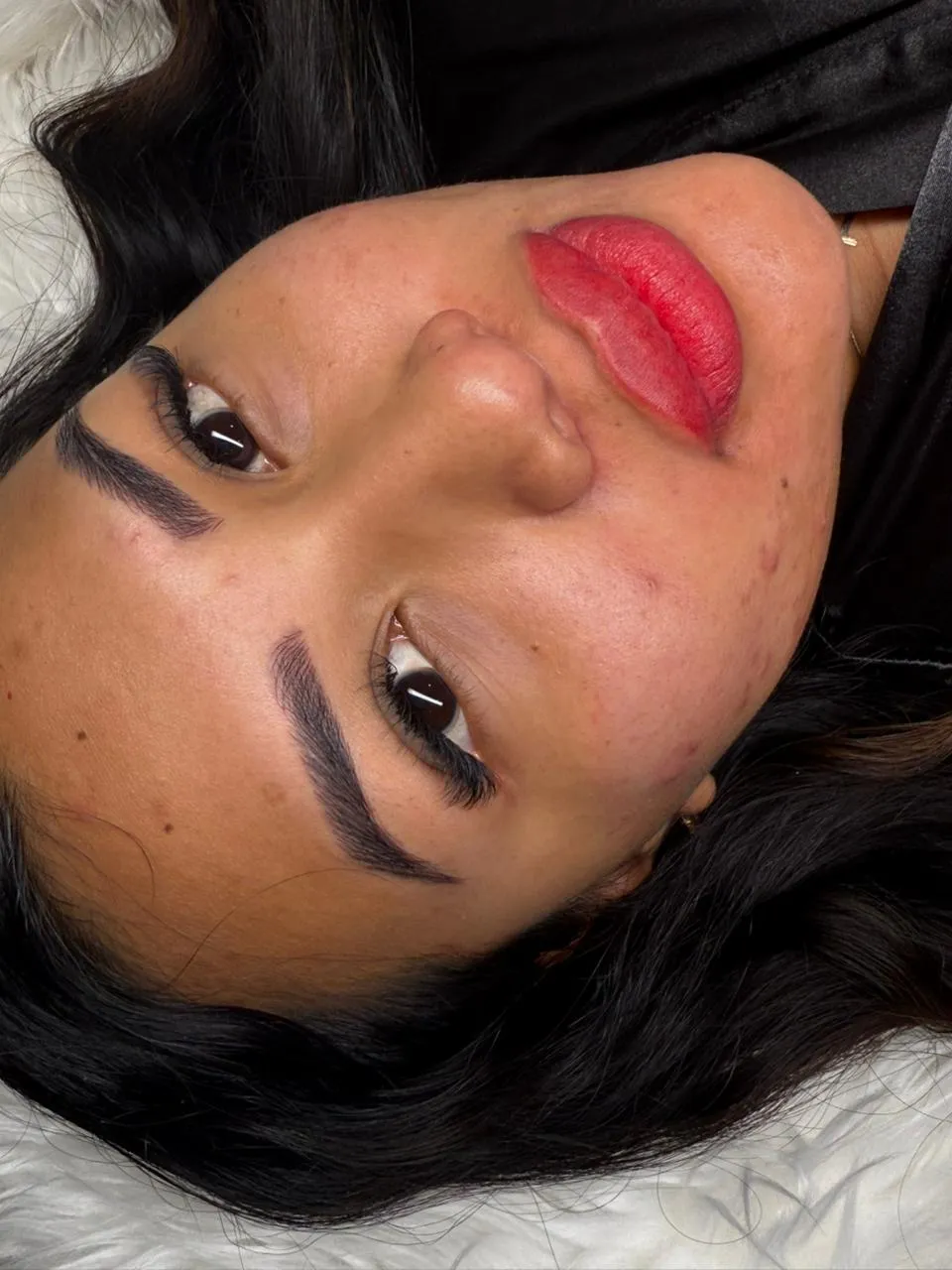 Cejas y pestañas look completo