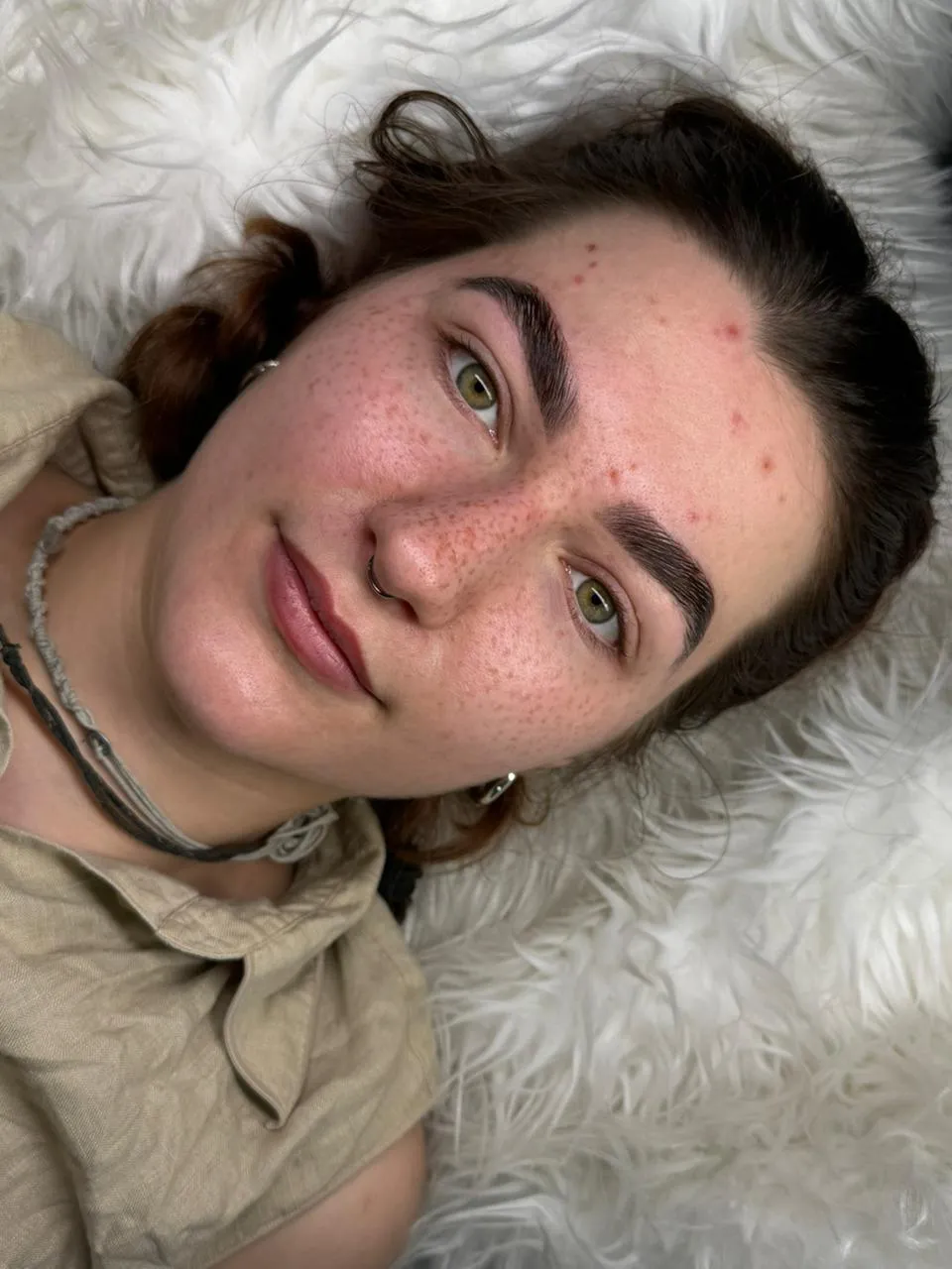 Laminado de cejas - resultado natural